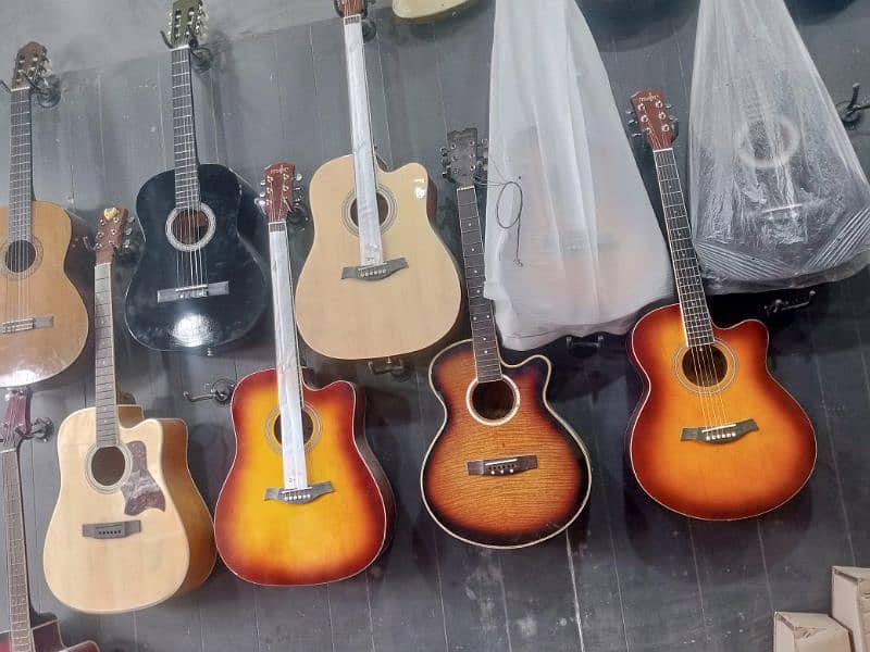 music shop all kind of music instrument available 0