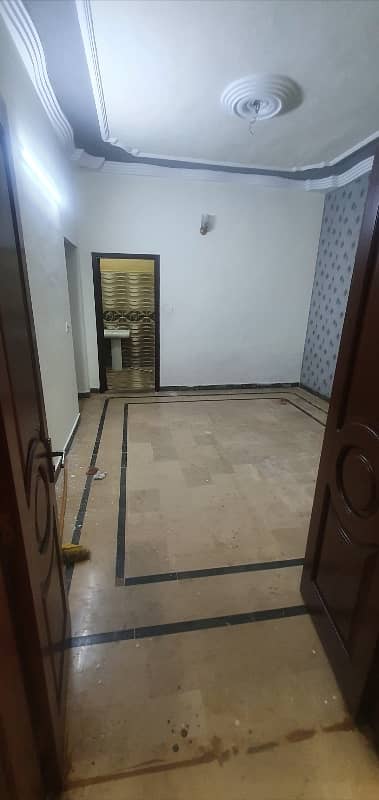 Nazimabad No. 4 4 Bedroom Drwaing Lounge Bangalow Full Floor Available For Rent 13