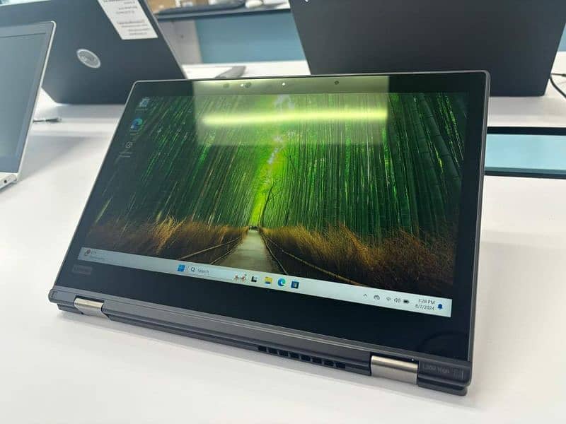 *Lenovo Yoga L380*  *Corei5 Processor*  *8th GEN * 1