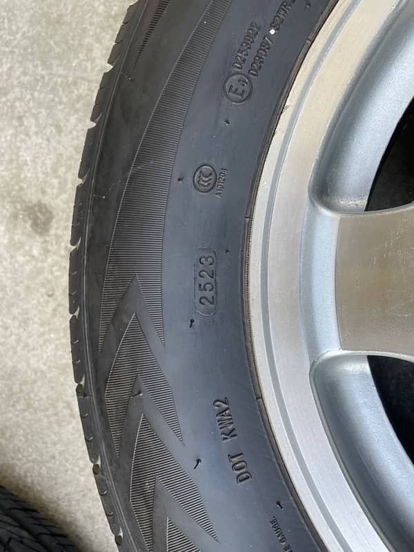 Brand New Tyres Alloy Rims Set Both New 5