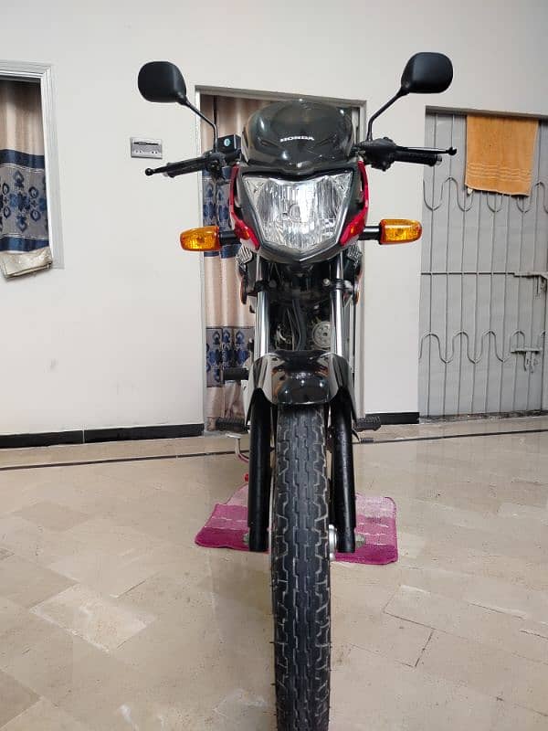 Honda CB 125 f Model 2023 batter Suzuki  GD  110  150 10