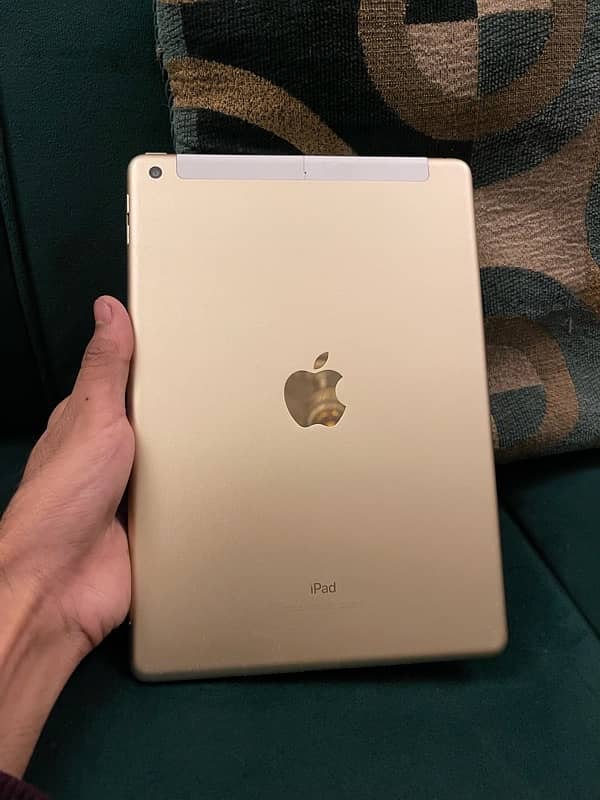 Ipad 5th generation Single Sim 4