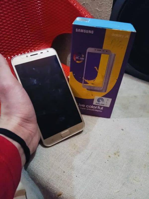 Samsung Galaxy J4.2/16GB. 10/10 condition. . Original Box And Charger 1