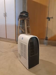 PORTABLE AC AVAILABLE!!