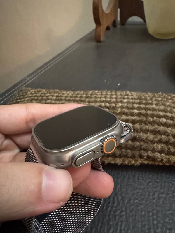 Apple Watch Ultra (98% battery health) 6