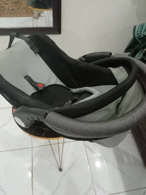 baby Coat / baby car Seater 3