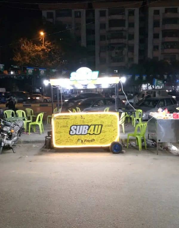 heavy customize Sub Burger Cart so bhot expensive banwaye thi Sutter 4