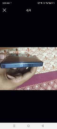 Infinix Note 40 With wireless powerbank