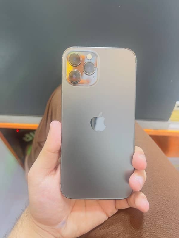 Iphone 12 pro max 128Gb pta approved lla model 2