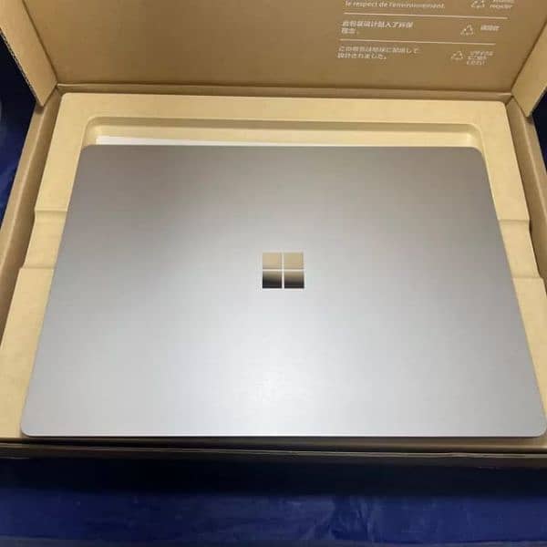 Microsoft Surface 4 / 1950 model / open box condition 4