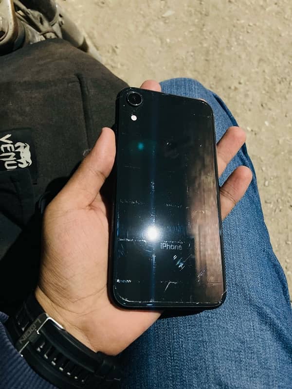 iphone XR 0