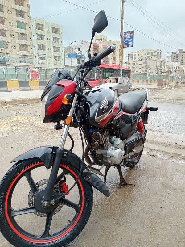 Honda CB 125F 2019 Self start 6