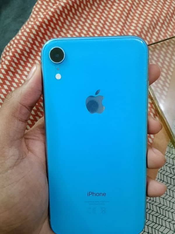 Apple I phone xr 3