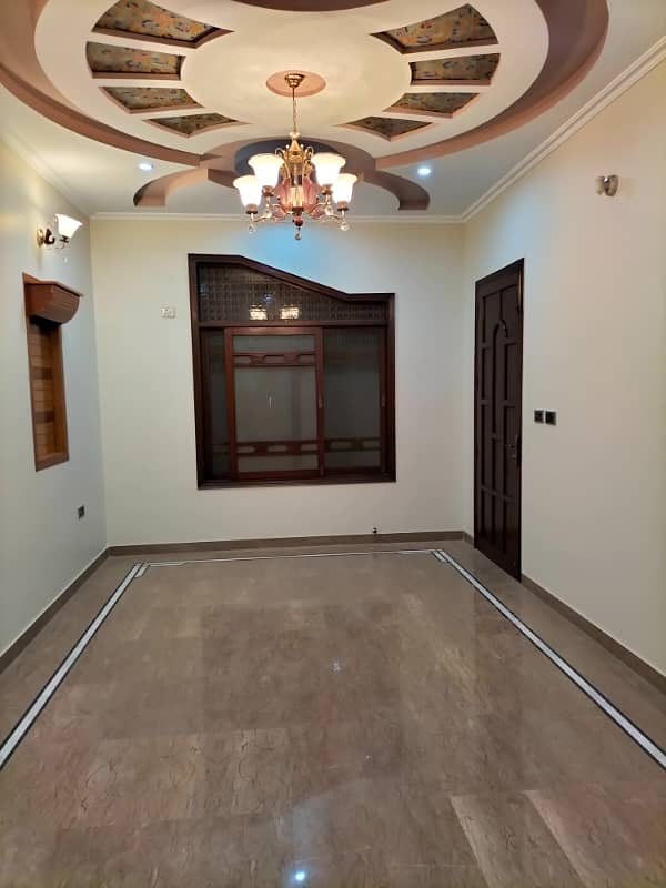 240 sq yards beutyfull luxry portion for rent in kda society 0