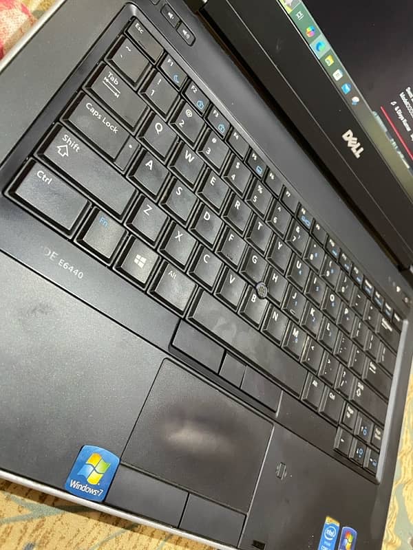 Dell Latitude E6440 i7 4th 0