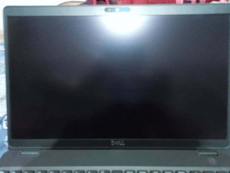 Dell Latitude 5500 FHD (i7 8th Gen) 1