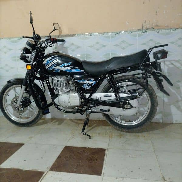 SUZUKI GS 150 SE 0