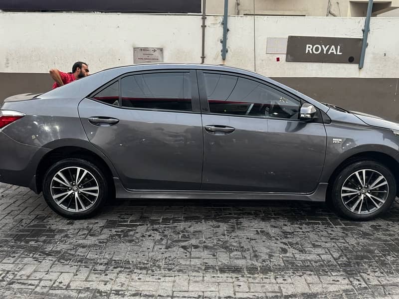 Toyota Corolla Altis 2018 3