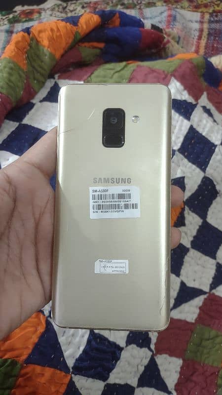 Samsung Galaxy A8 2018 8