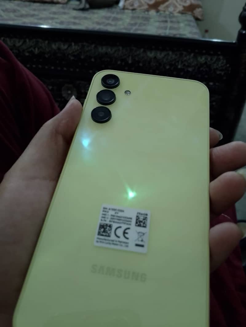 A15 Samsung in yellow colour 0