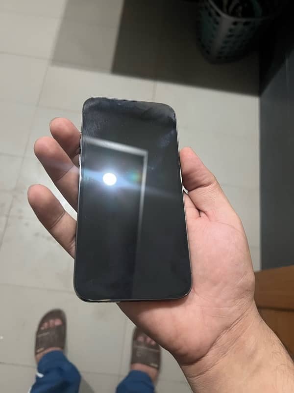 iphone 13 pro max 1tb jv black only phone 2