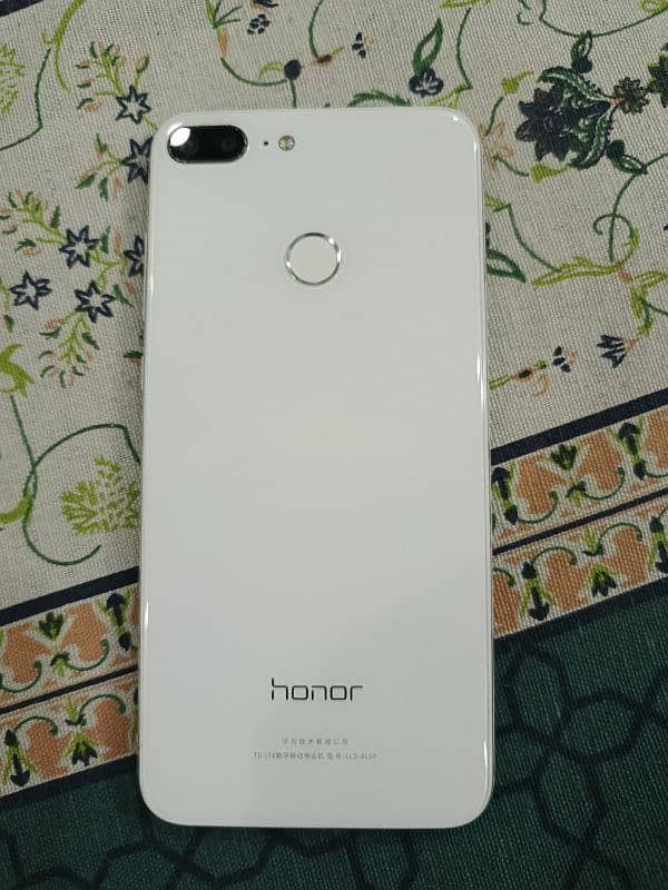 HONOR 9 LITE 0