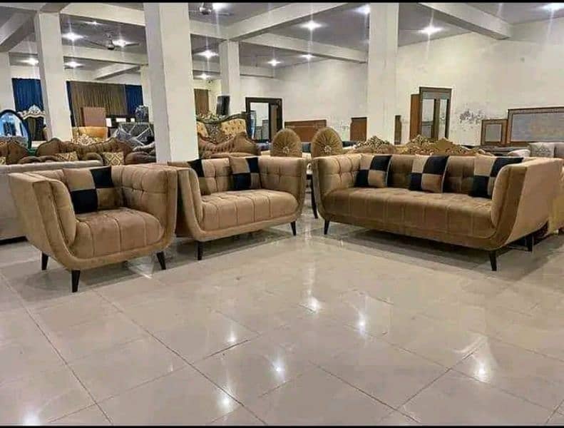 5 setter sofa 1