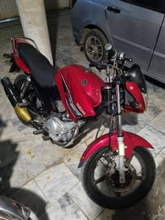 YAMAHA YBR 125 (2018)