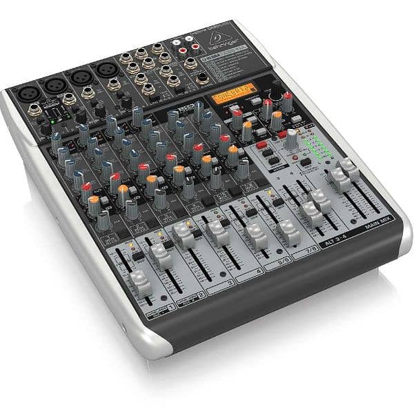 Behringer Xenyx QX1204USB 2