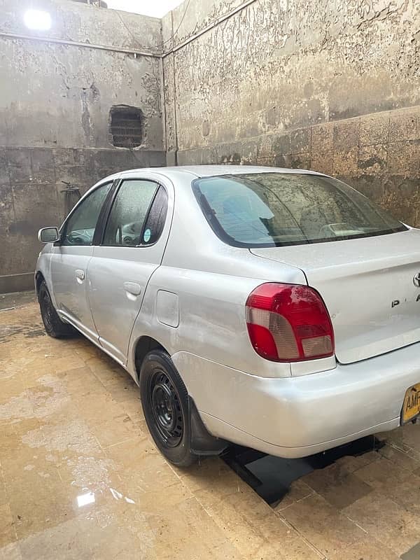 Toyota Platz 2000 2