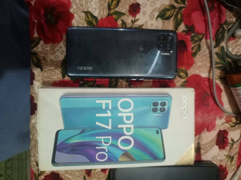 Oppo f17 Pro 8gb 128gb all okay bus panel change ha 3