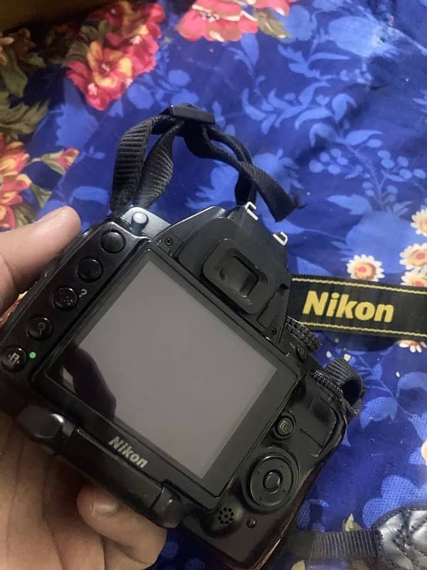 Nikon D5000 With 18-55 Lens 2