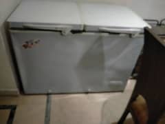 Dawlence 2 door deep freezer clean