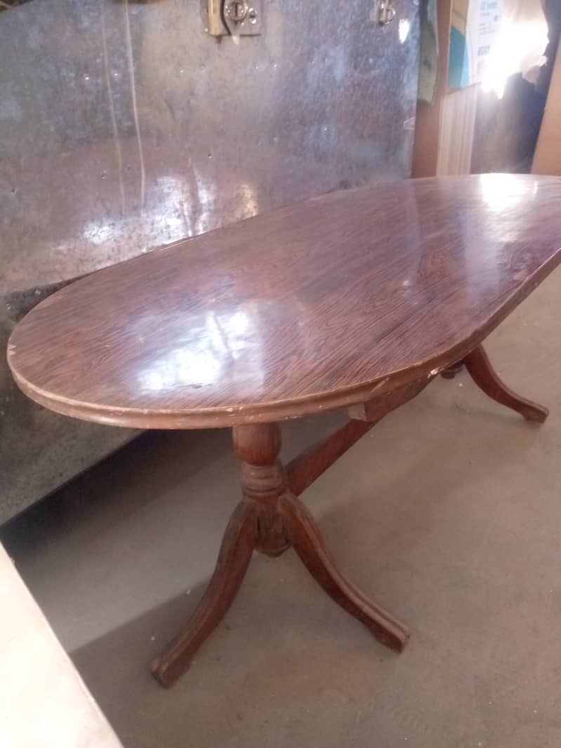 Wooden Round Shape Center Table 1