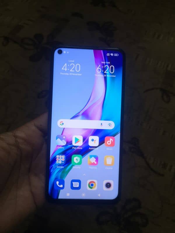 mi note 9 full box. 4+2gb ram 128gb rom. 03129496300 3