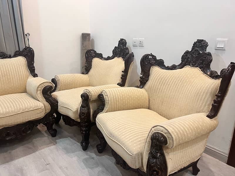 sofa set 7 seater in solid wood 1