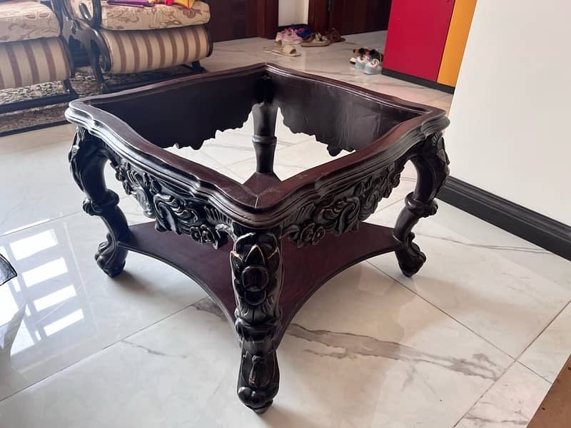 center table with two side tables in solid wood  with glass topi 1