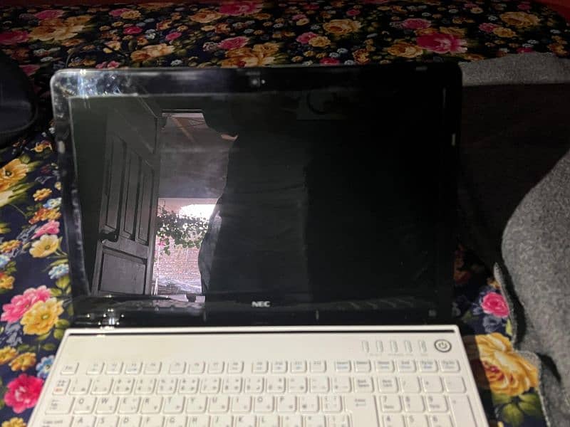 Nec Laptop 3