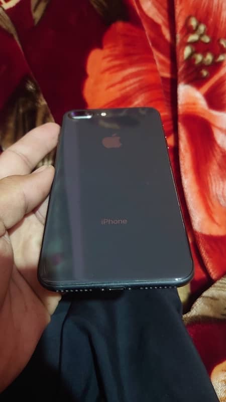 iPhone 8 Plus 64 GB pta proof ha all ok exchng ofre 1