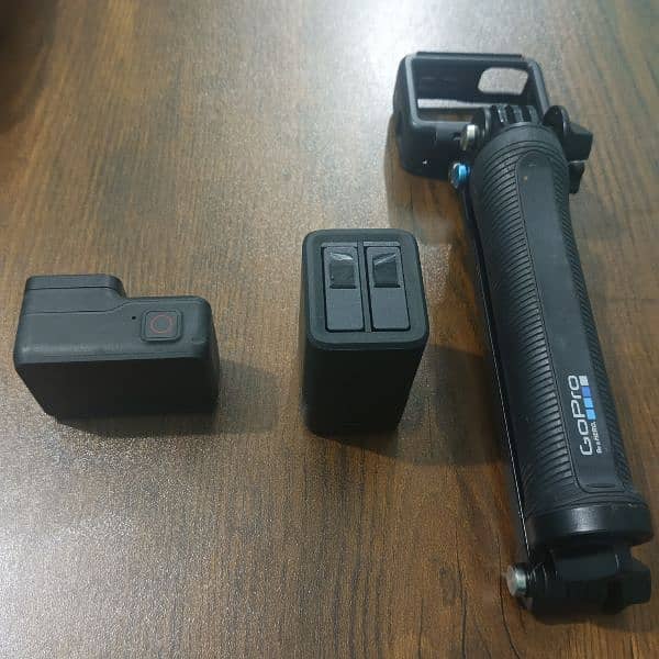 GoPro Hero 7 with all accessories for sale 7