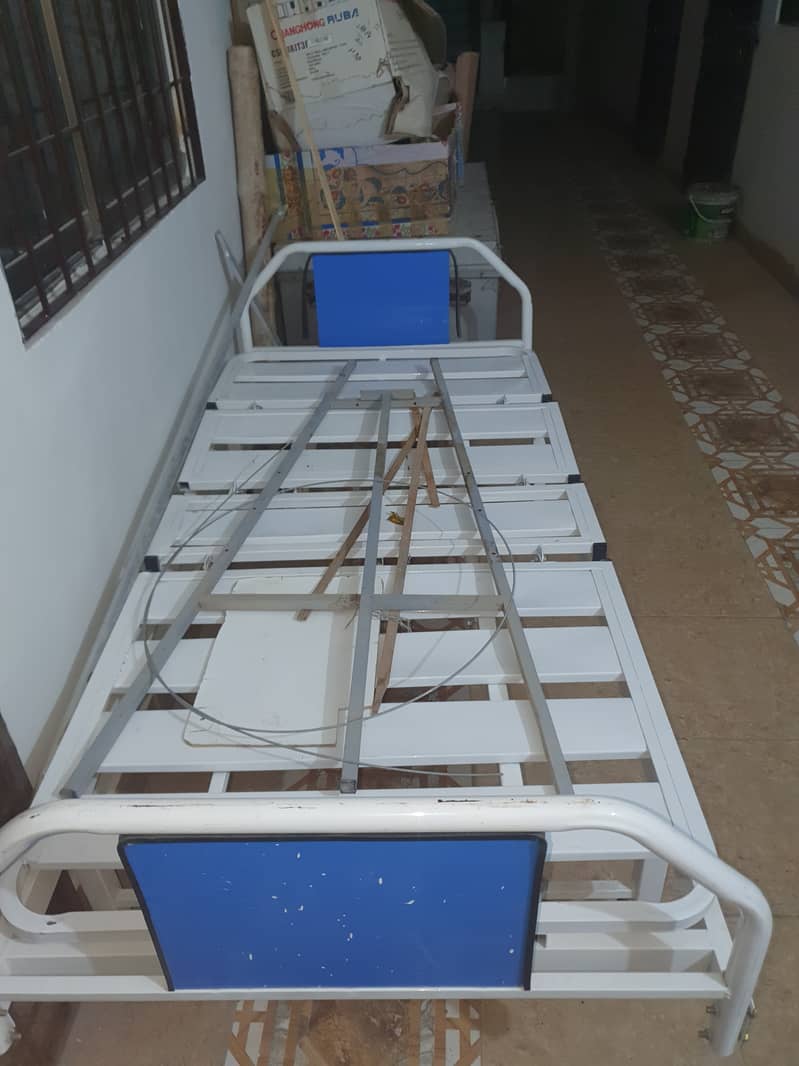 Patient bed for sale 0