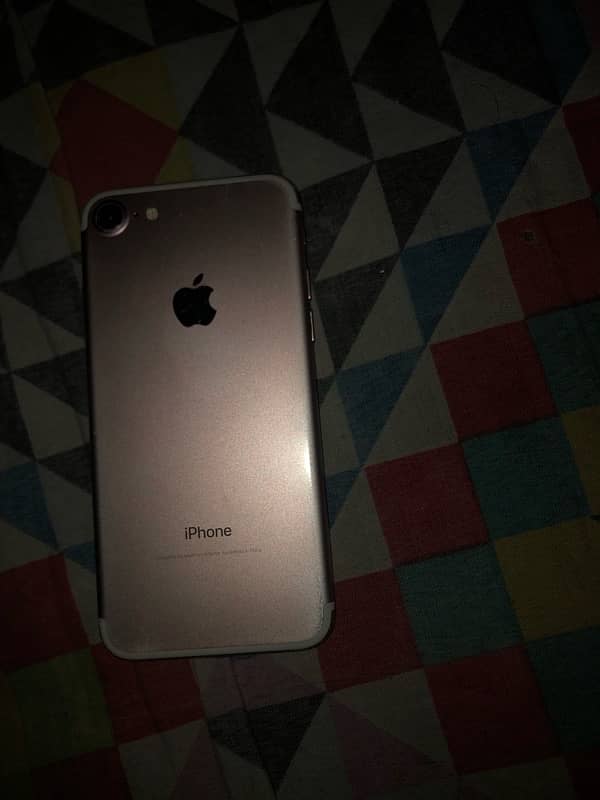 iPhone 7 128 gb pta approved 2