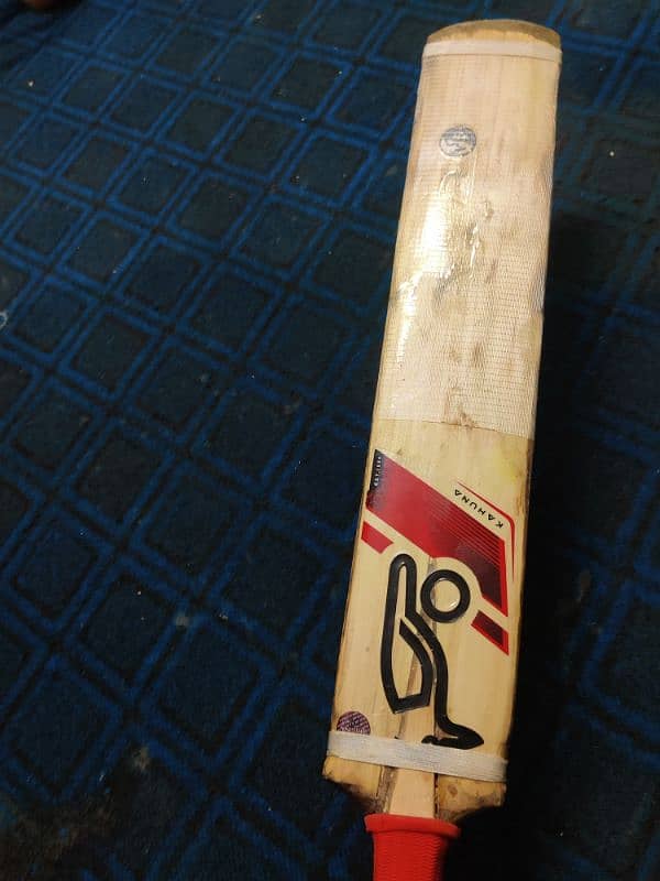 Kookaburra Kahuna (red) English Willow Bat With 8+ Grains. 0