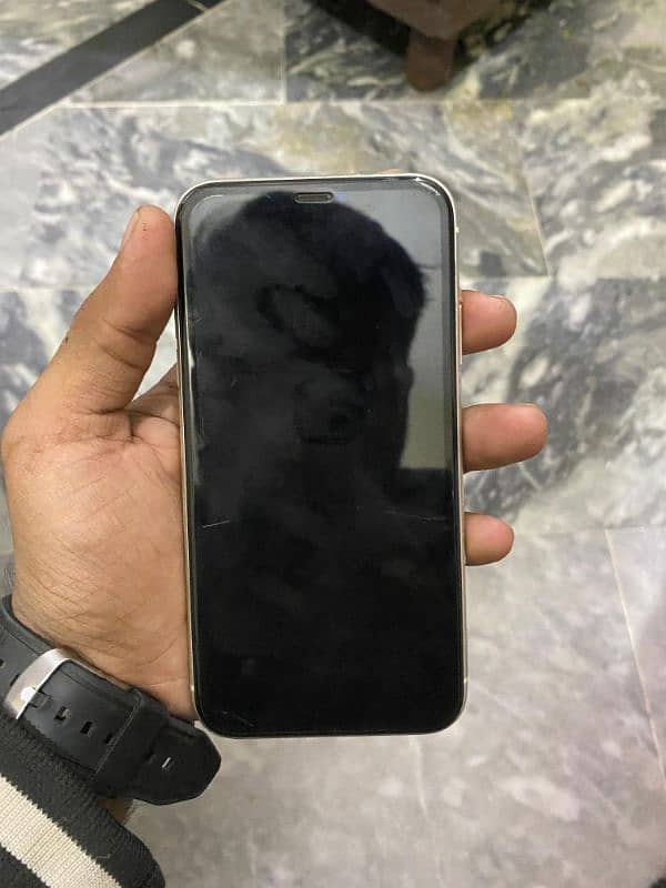 Iphone 11 Non PTA 1