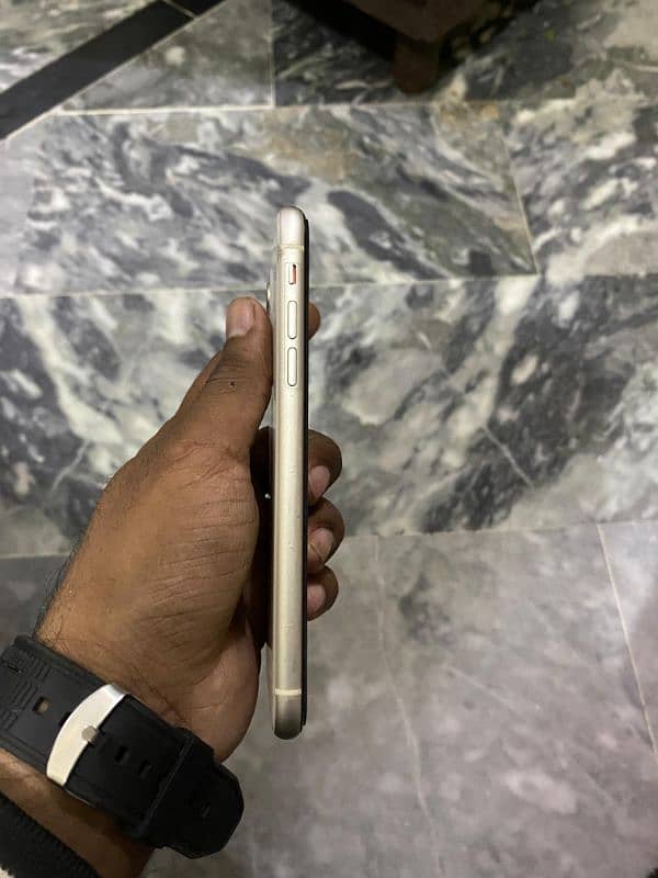 Iphone 11 Non PTA 2