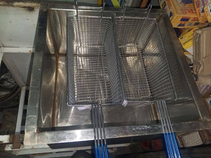 Metal Counter 50 kg for urgent sale 14