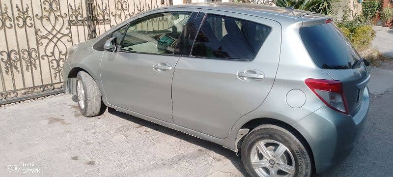 Toyota Vitz 2011 1