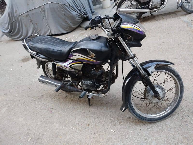 Honda Pridor in Karachi 2