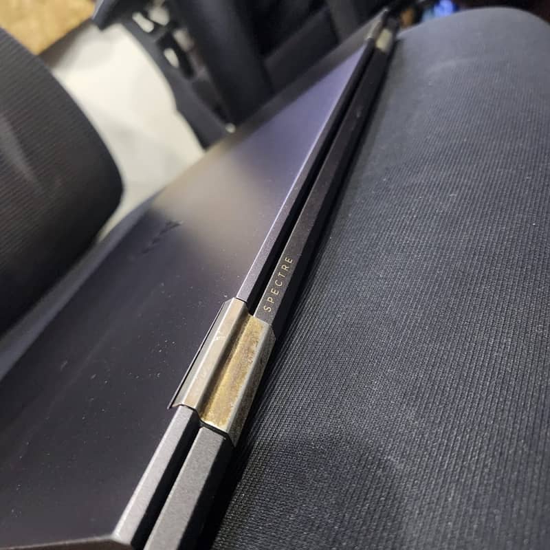 HP Spectre x360 Core i7 8th Generation, RAM 16 GB 64 bit operating sys 7