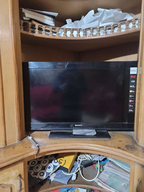 32 inch Sony Bravia Lcd 0